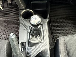 Toyota RAV4 AWD 4x4 Comfort EU5 2.2 R4 D-4D TDI 110кВ
