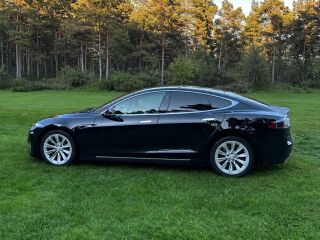 Tesla Model S 386kW