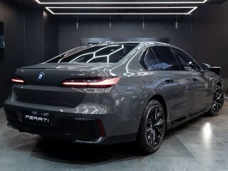 BMW i7 xDrive60  M-Sportpakett Pro Individual 400kW