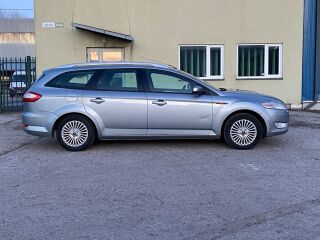 Ford Mondeo 1.8 92kW