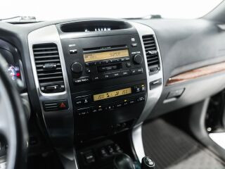 Toyota Land Cruiser Facelift Family Comfort 3.0 122kW