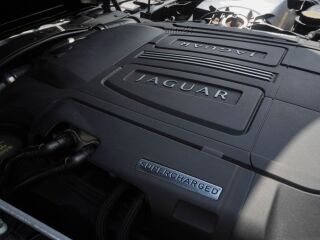 Jaguar XKR Supercharged 5.0 V8 375kW