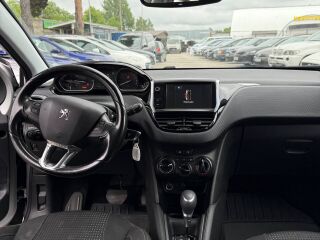 Peugeot 208 1.2 81кВ