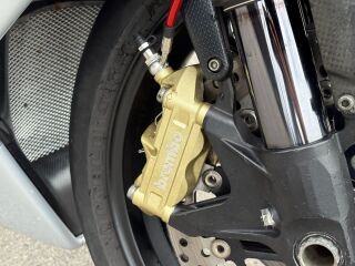 MV Agusta F4