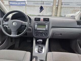 Volkswagen Golf Comfortline ATM 1.6 85kW