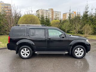Nissan Pathfinder 2.5 128kW