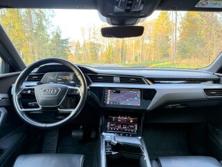 Audi e-tron 55 Advanced Quattro 300kW