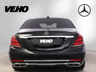 Mercedes-Benz Mercedes-Maybach 560 4Matic 4.0 V8 345kW