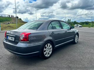 Toyota Avensis 2.0 108кВ