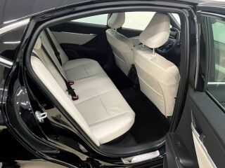 Toyota Camry Executive 137kW
