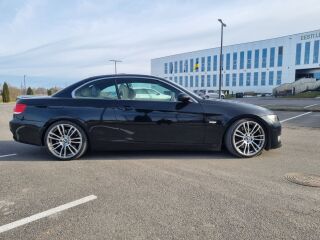BMW 330 3.0 170kW