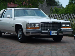 Cadillac DeVille 6.0 105kW