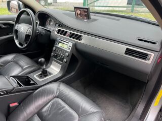 Volvo XC70 Cross Country 4WD 2.4 D5 136кВ