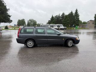 Volvo V70 2.4 96kW