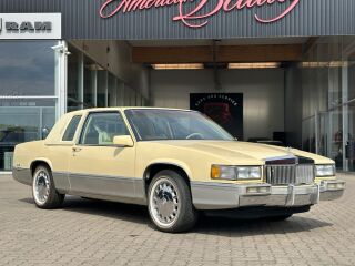 Cadillac DeVille Coupe Custom Classic 4.5 V8