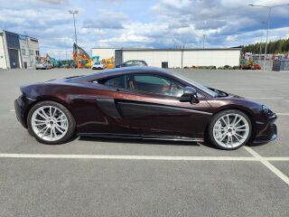 McLaren 570S 3.8 V8 3.8 Twinturbo V8 419kW