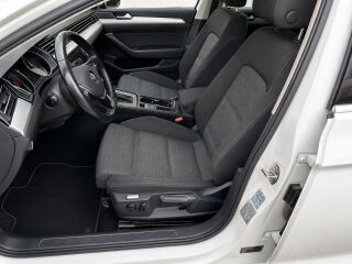 Volkswagen Passat Facelift 2.0 tdi 110kW