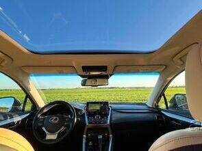 Lexus NX 300h 2.5 114kW