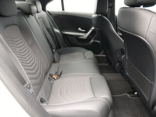 Mercedes-Benz CLA 180 Coupe 1.3 R4 100kW