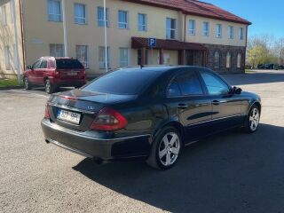 Mercedes-Benz E 280 Avantgarde 3.0 V6 CDI 140kW