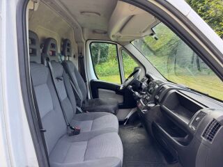 Peugeot Boxer L4H2 2.2 96kW