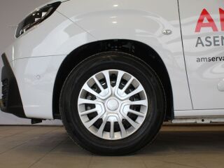 Toyota ProAce City Panel Van Long Professional Comfort 50 62kW