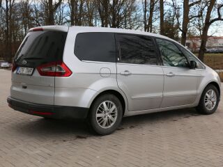 Ford Galaxy Ghia 2.0 R4 TDI 96kW