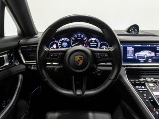 Porsche Panamera 4S E-HYBRID 324кВ
