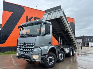 Mercedes-Benz Arocs 3235 8x4 260kW