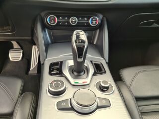 Alfa Romeo Stelvio Veloce 2.0 206kW