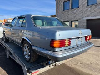 Mercedes-Benz S 560 SEL 5.6 V8