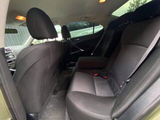 Lexus IS 250 2.5 V6 153kW