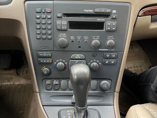 Volvo V70 Long 2.4 147kW