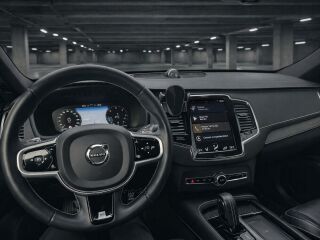 Volvo XC90 AWD R-DESIGN 7 XENIUM INTELLI SAFE PRO B5 KE 2.0 173kW