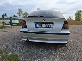 BMW 318 2.0 105kW