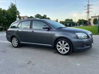 Toyota Avensis 2.0 R4 Diesel 93kW