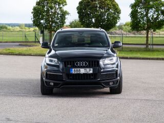 Audi Q7 S-line + 3.0 V6 176kW