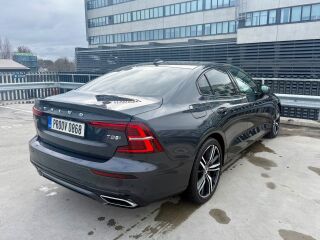 Volvo S60 R-Design T8 AWD Plugin Hybrid MY20 2.0 223кВ
