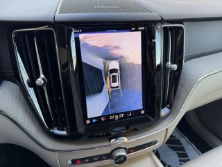 Volvo XC60 AWD Luxury Inscription FaceLift MY23 2.0 T8 Twin-Engine PLUG-IN-HYBRID LONG RANGE 335kW