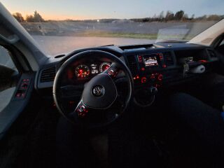 Volkswagen Transporter 2.0 75кВ