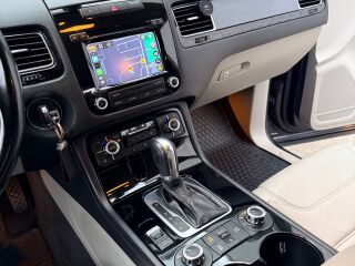 Volkswagen Touareg 3.0 180кВ