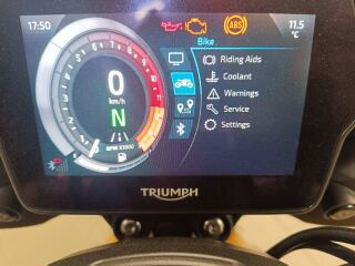Triumph Speed Triple 1200 RS R3 132kW
