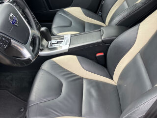 Volvo XC60 R-Design 2.4 D 120kW