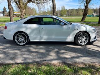 Audi S5 4.2 V8 260кВ
