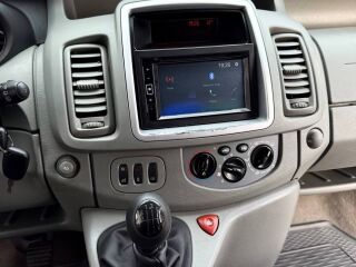 Renault Trafic Long passenger FAMILY 2.0 84кВ