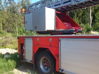 Scania 113 Korvtõstuk 11.0