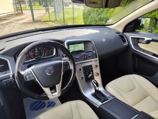 Volvo XC60 SUMMUM 2.0 R4 D4 140kW