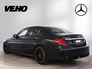 Mercedes-Benz C 63 AMG S 4.0 V8 Biturbo 375кВ
