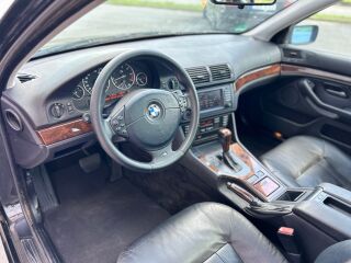 BMW 525 2.5 141kW