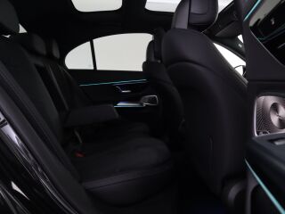Mercedes-Benz E 300 de 4Matic AMG Plug in 2.0 R4 145kW